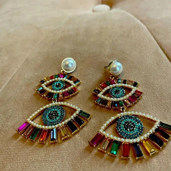 Super fun statement earrings! - Picture 1 of 1